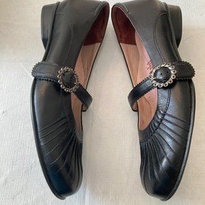 Kumfs-Mary Janes Size 41- Black with Buckle "Genie"